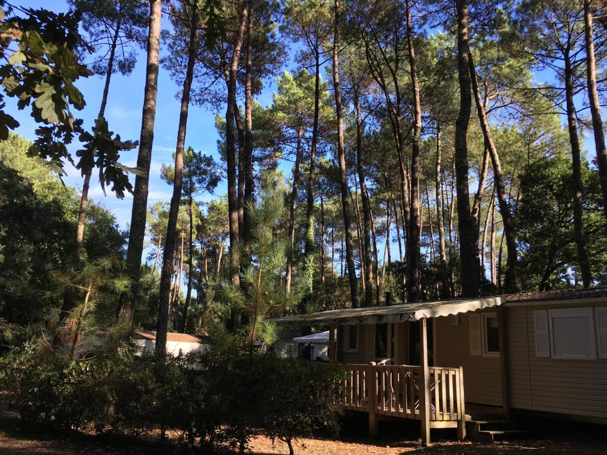 Camping-Village Vacances Les Deux Etangs 塞尼奥斯 外观 照片
