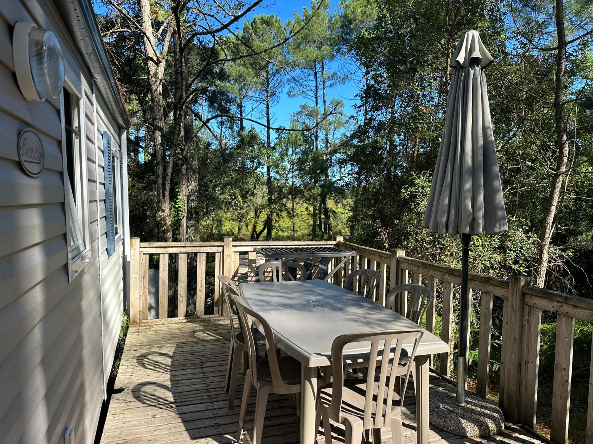 Camping-Village Vacances Les Deux Etangs 塞尼奥斯 外观 照片